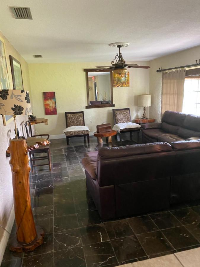 Oyo Family Ranch At Melbourne Fl Hotel Luaran gambar